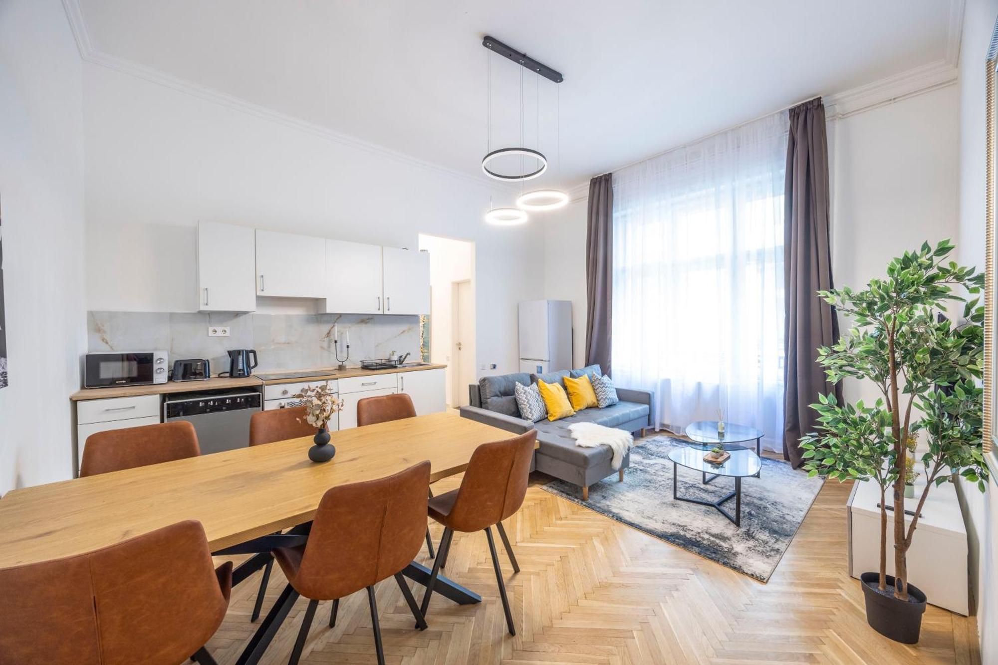 Prime Location & Cozy Central 3Bedrm Apartment บูดาเปสต์ ภายนอก รูปภาพ